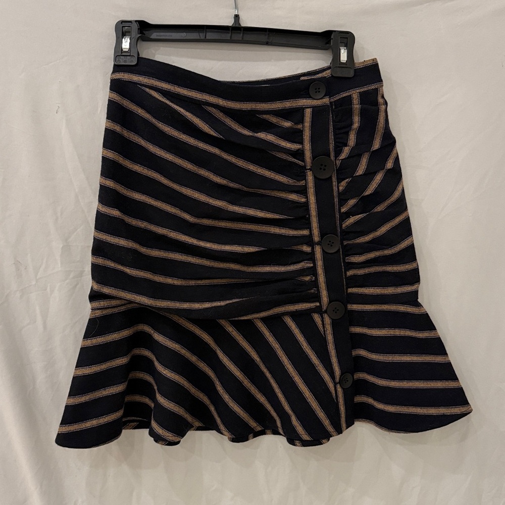 J.O.A. Skirt navy with stripes sz small